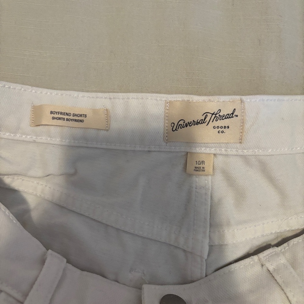 🆕 Universal Thread Denim Shorts - Picture 3 of 3